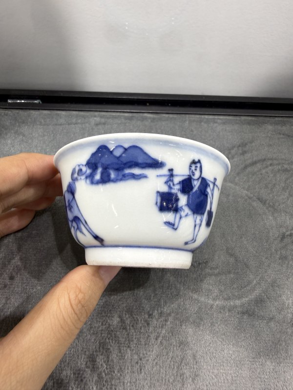 清康熙青花货郎图杯碟一套 - 图12