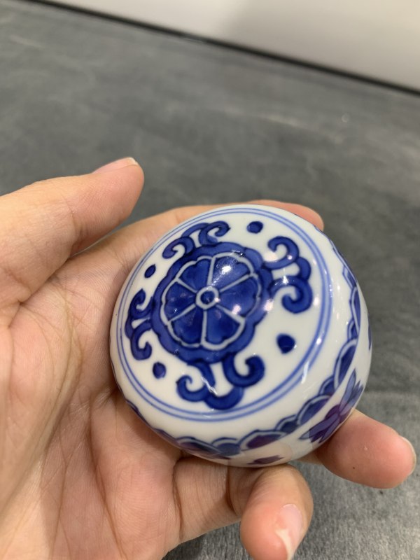 清康熙青花蕉叶如意纹莲子罐 - 图12