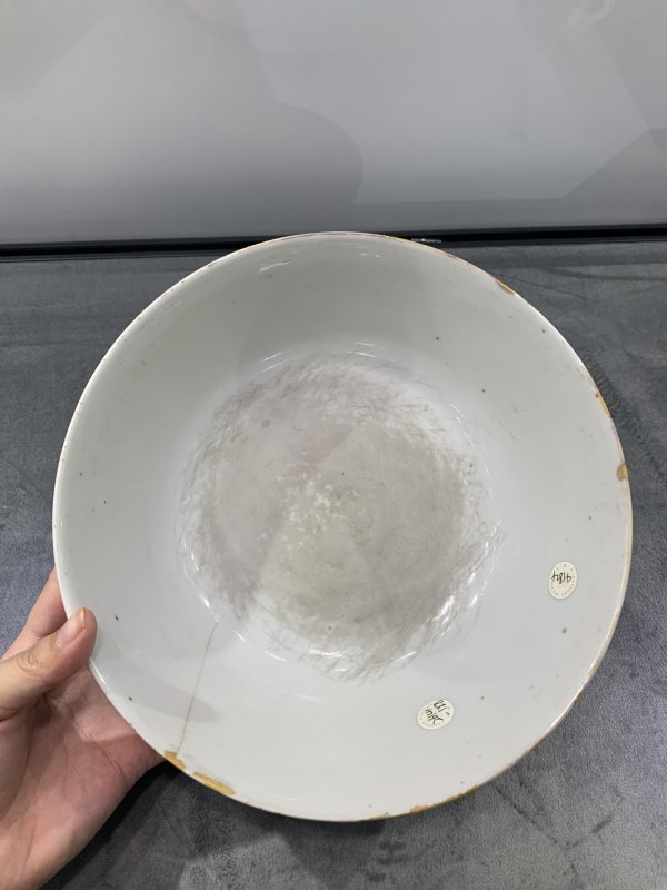 清光绪粉彩葵凤穿花纹大碗 - 图7