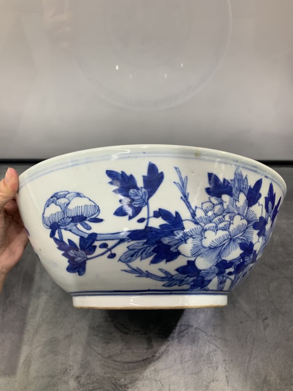 清晚期青花雉鸡牡丹纹大碗 - 图5