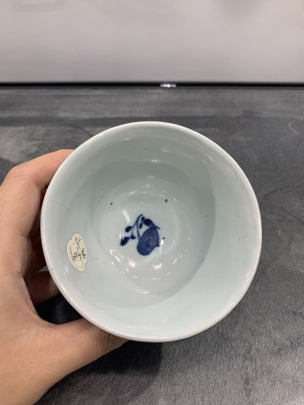清乾隆青花岁寒三友纹杯 - 图8