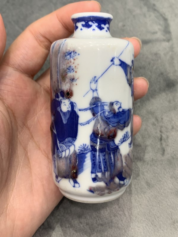 清晚期青花釉里红刀马人物纹鼻烟壶 - 图2