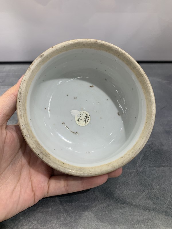 清晚期粉彩张生逾墙纹盖罐 - 图15