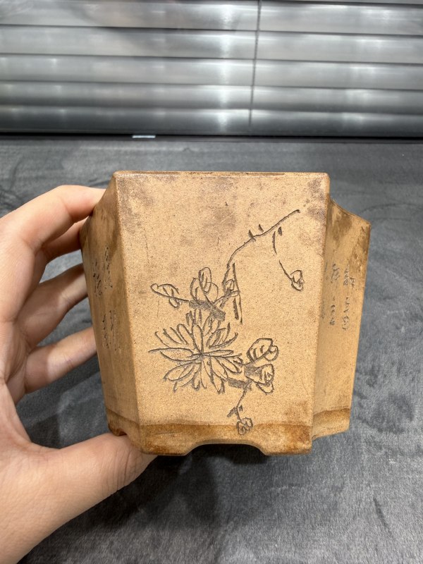 清紫砂花卉纹六边形小花盆 - 图6