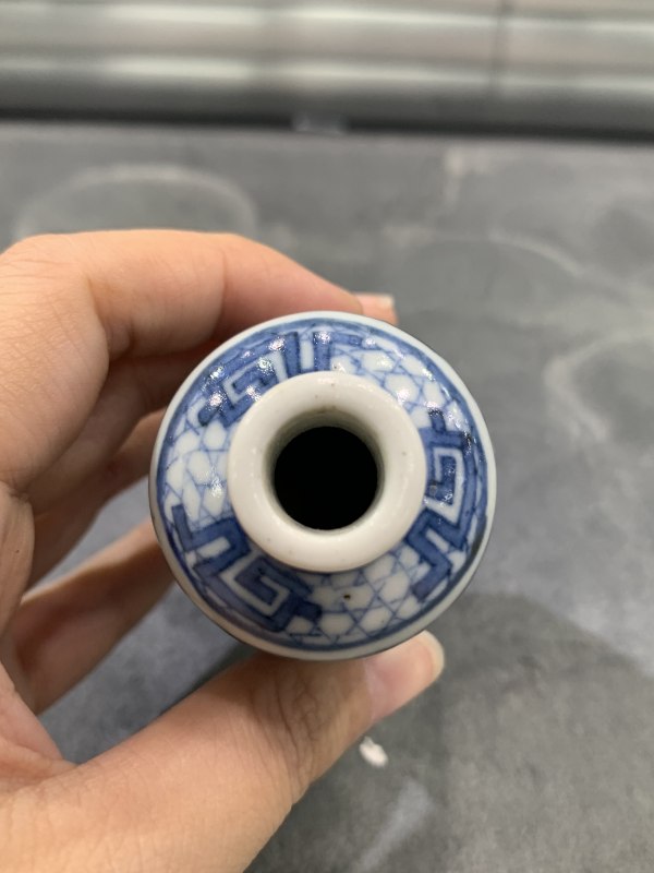 清晚期青花釉里红西厢记之白马解围人物故事纹鼻烟壶 - 图7
