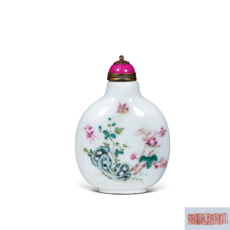 清道光粉彩宝相花卉纹鼻烟壶