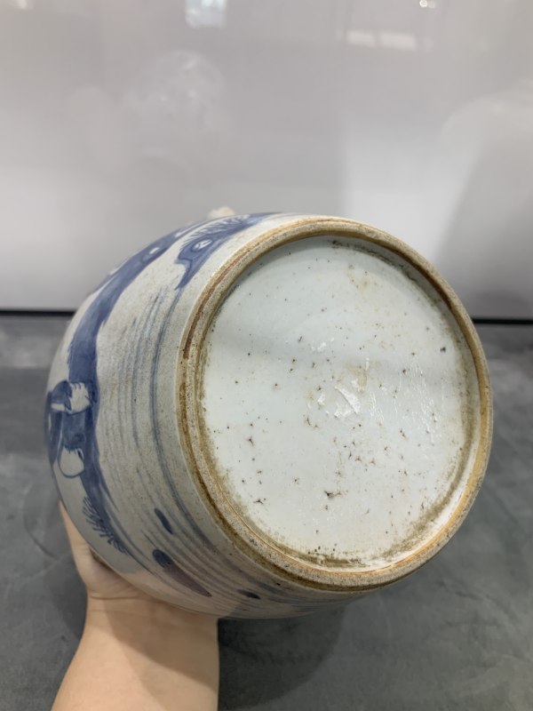 清康熙青花婴戏纹四兽耳系壶 - 图11