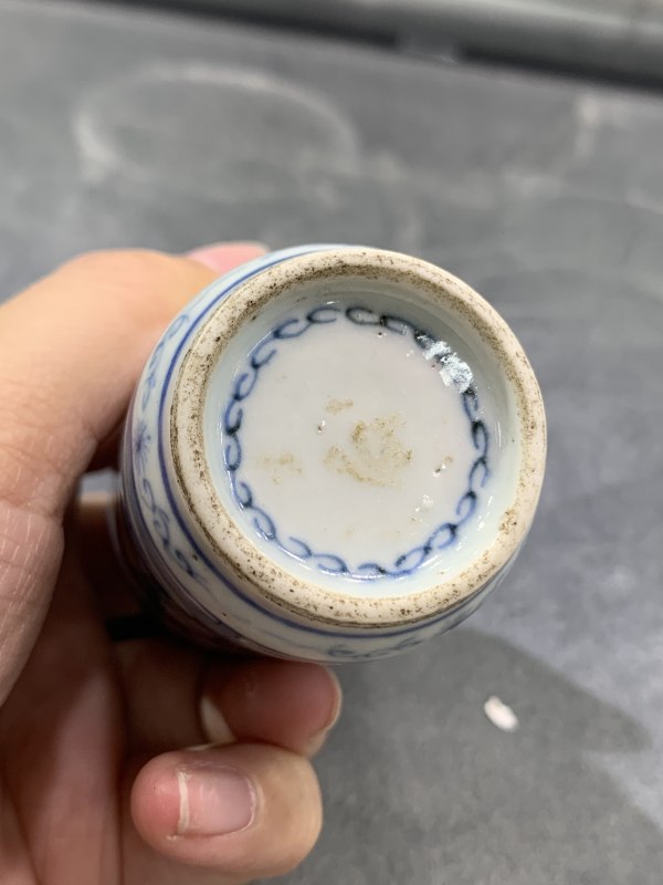 清晚期青花釉里红西厢记之白马解围人物故事纹鼻烟壶 - 图8