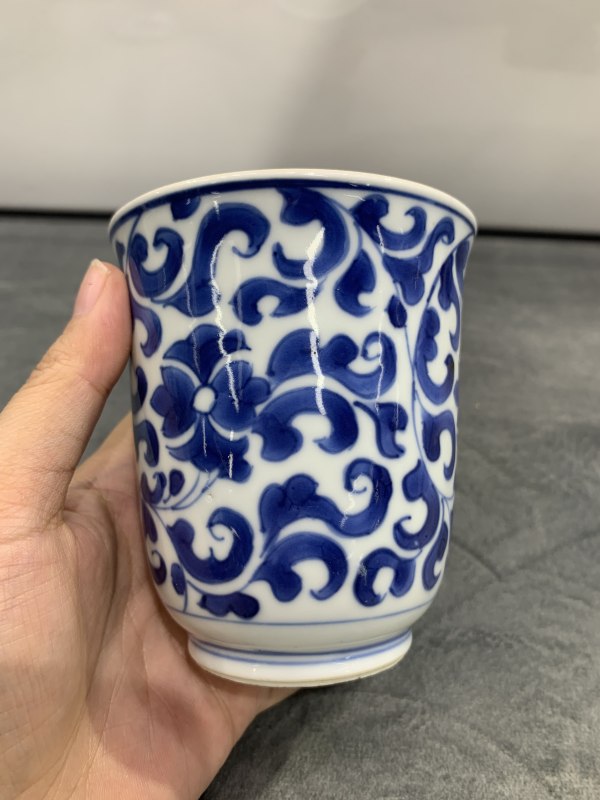 清康熙青花缠枝花卉纹铃铛盖杯 - 图2