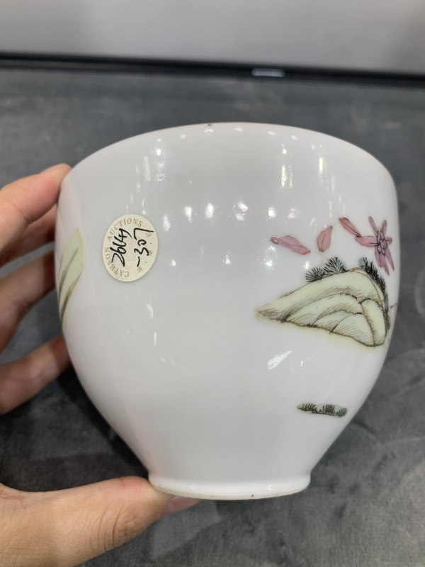 清晚期粉彩旗开得胜纹盖罐 - 图4