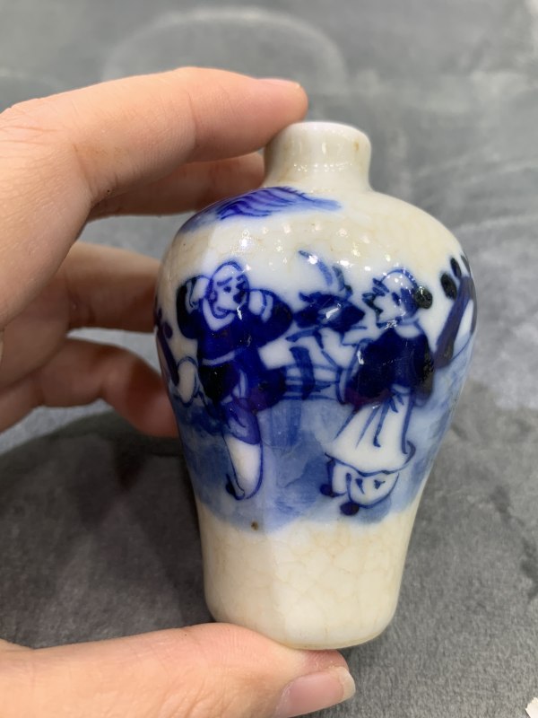 清晚期哥釉青花和合二仙纹鼻烟壶 - 图2