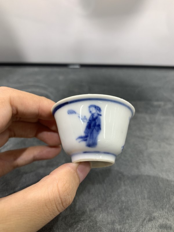 清康熙青花神仙人物故事纹小杯 - 图3