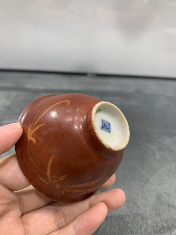 清乾隆珊瑚红地描金竹纹茶园 - 图7