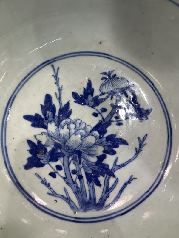 清晚期青花雉鸡牡丹纹大碗 - 图8