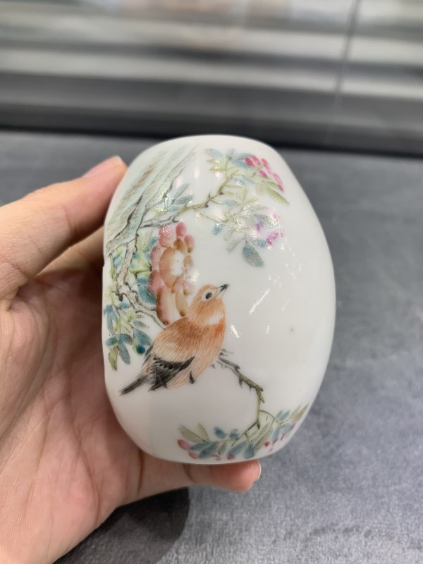 清晚期浅绛彩花鸟纹鸟食罐 - 图2