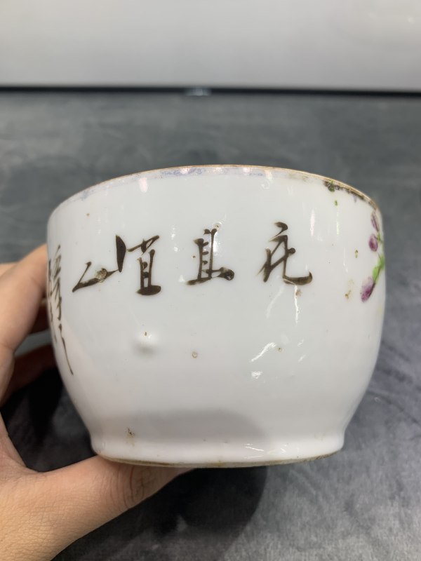 民国粉彩花鸟纹小盖缸 - 图5