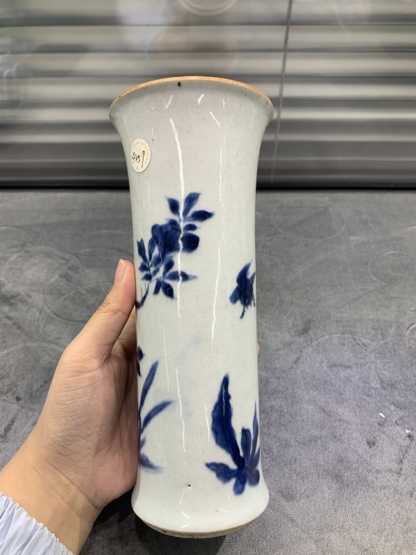 清顺治青花花鸟纹花觚 - 图3