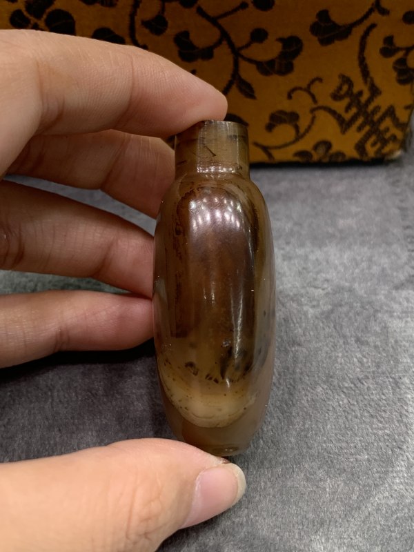 清玛瑙鼻烟壶 - 图3