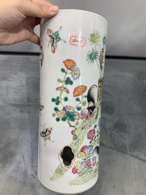 清晚期粉彩富贵大吉图帽筒 - 图5