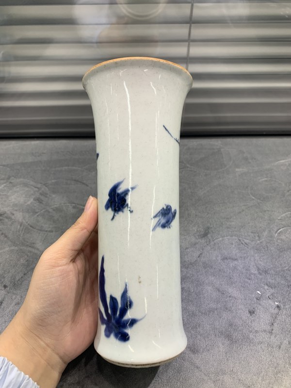 清顺治青花花鸟纹花觚 - 图4