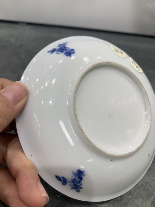 清康熙青花八骏图小盘 - 图6