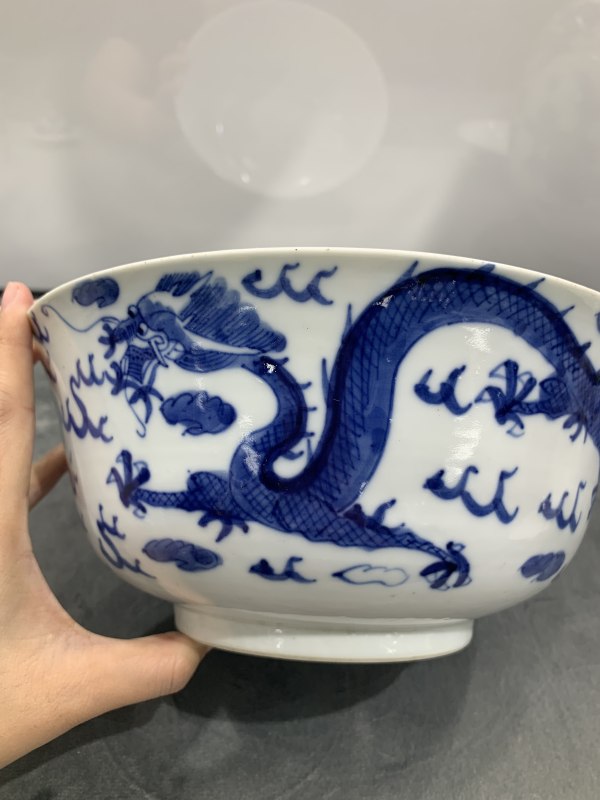清晚期青花双龙赶珠纹盖碗 - 图5