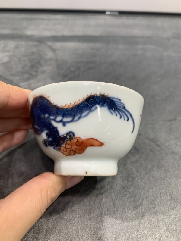 清乾隆青花矾红描金过墙龙纹小杯 - 图4
