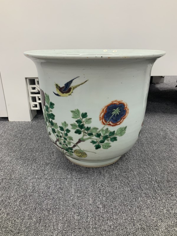 清晚期五彩雉鸡牡丹纹大花盆 - 图3