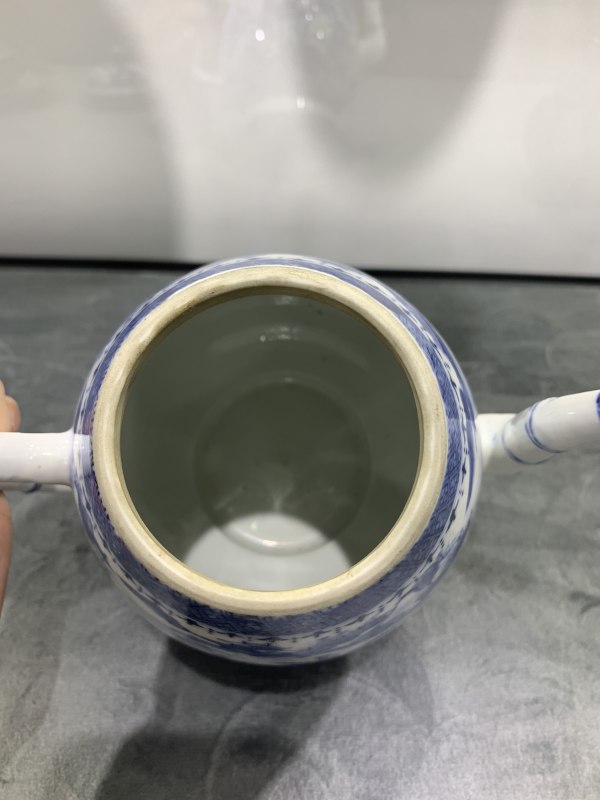清晚期青花山水楼阁纹壶 - 图8