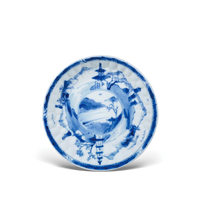 清康熙青花山水楼阁纹模印小盘