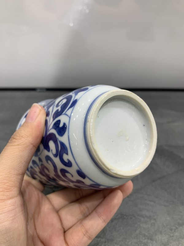 清康熙青花缠枝花卉纹铃铛盖杯 - 图8