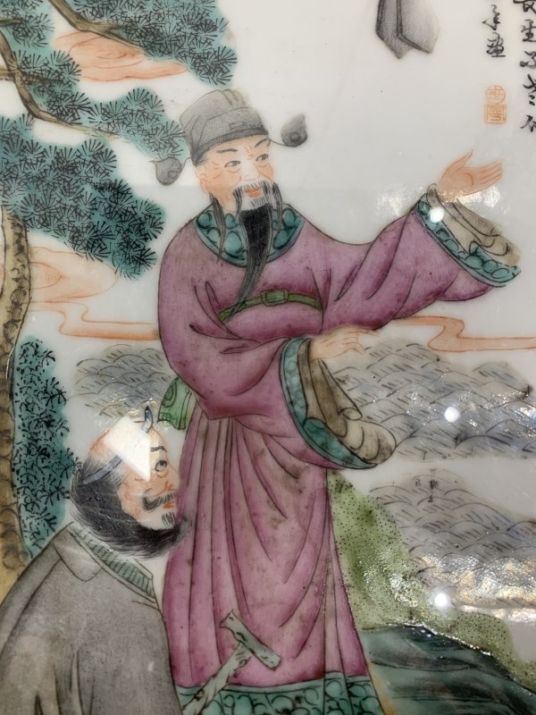 民国粉彩张果老、汉钟离神仙人物故事图瓷板（带木框） - 图5