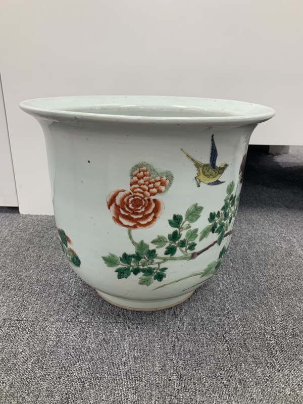清晚期五彩雉鸡牡丹纹大花盆 - 图4