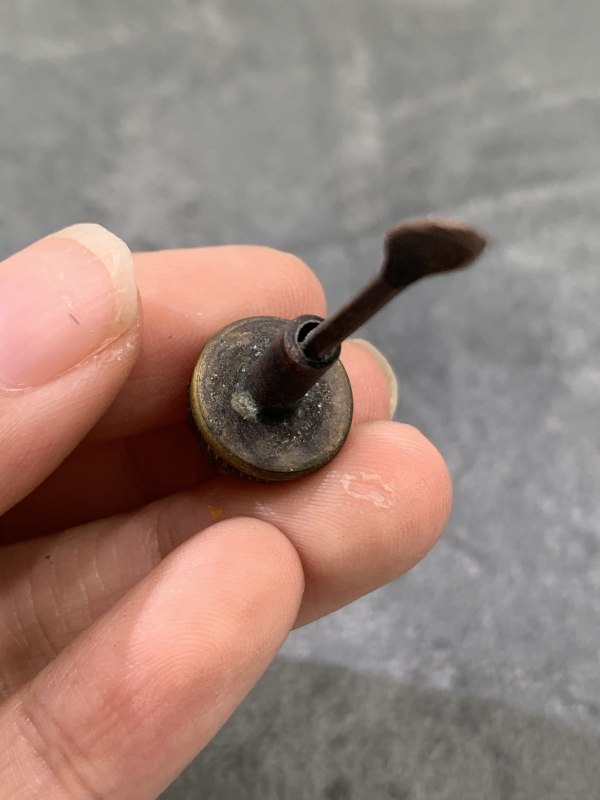 清晚期青花踏雪寻梅图鼻烟壶 - 图13
