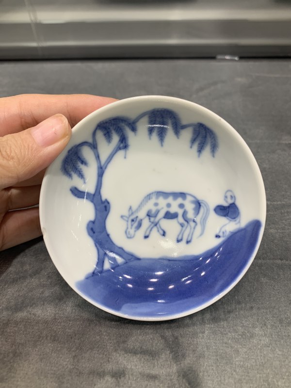 清道光青花柳树牡牛图小盘一对 - 图2