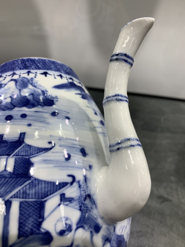 清晚期青花山水楼阁纹壶 - 图10