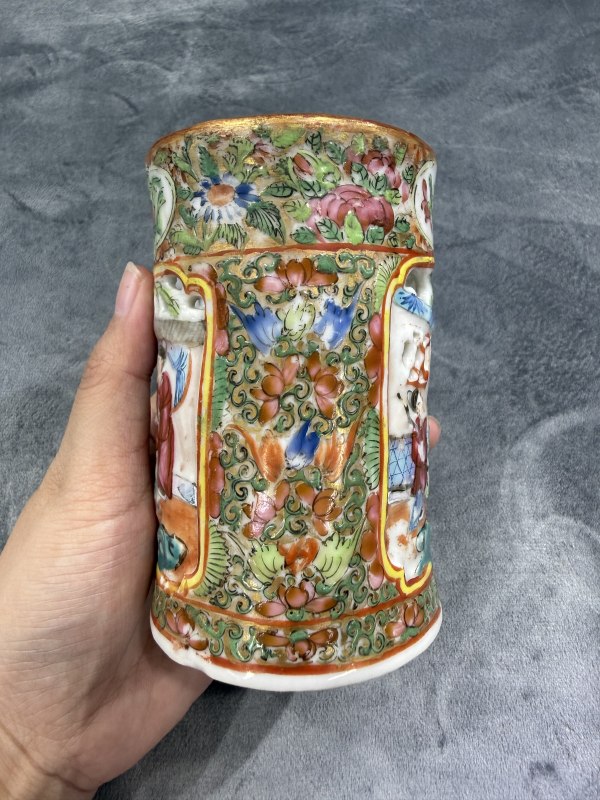 清晚期广彩竹林七贤图模印镂雕小笔筒 - 图5