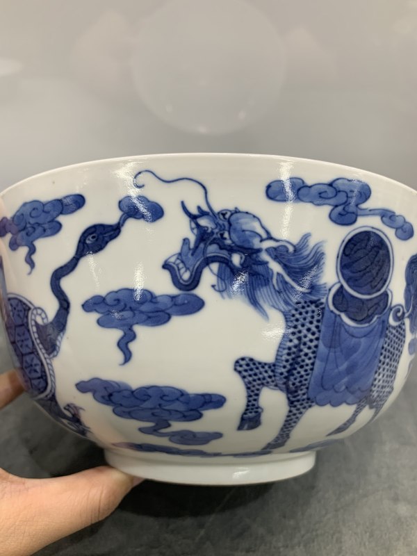 清道光青花四灵图墩式大碗 - 图5