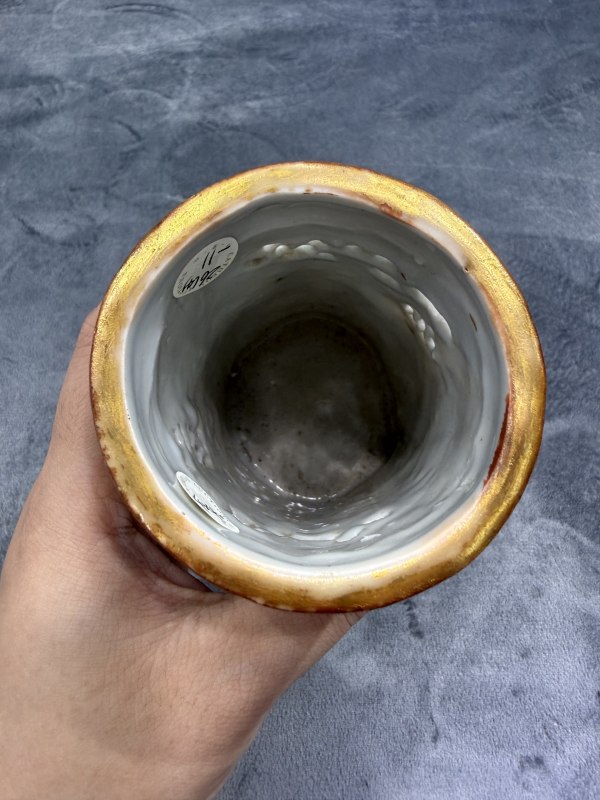 清晚期广彩竹林七贤图模印镂雕小笔筒 - 图6