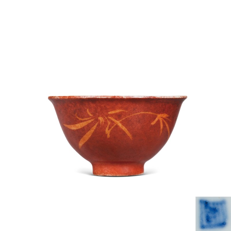 清乾隆珊瑚红地描金竹纹茶园