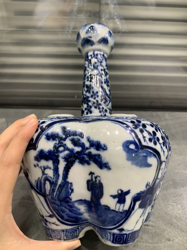 清晚期青花访友图五孔花插 - 图5