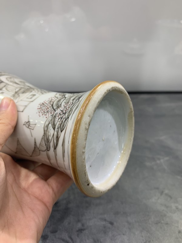 清雍正墨彩矾红描金山水楼阁纹盖瓶 - 图10