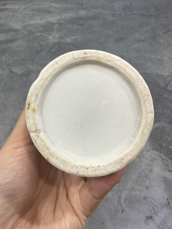 清晚期广彩竹林七贤图模印镂雕小笔筒 - 图7