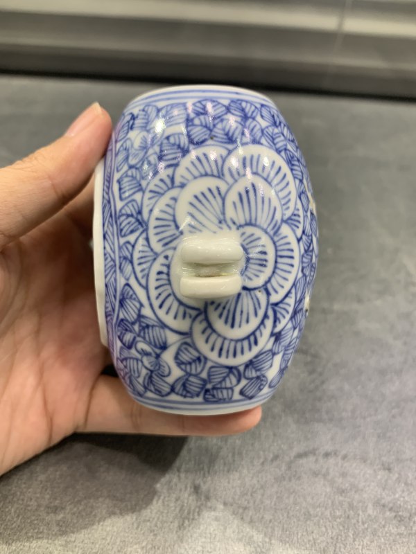 清中期青花缠枝莲纹鸟食罐 - 图3