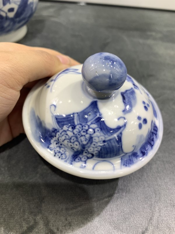 清晚期青花山水楼阁纹壶 - 图13