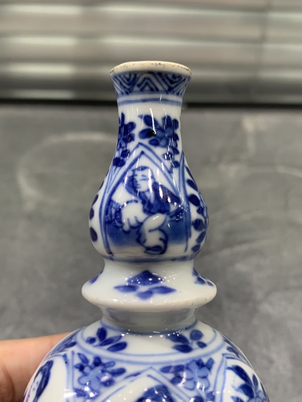 清康熙青花四美图瓜棱小葫芦瓶 - 图7