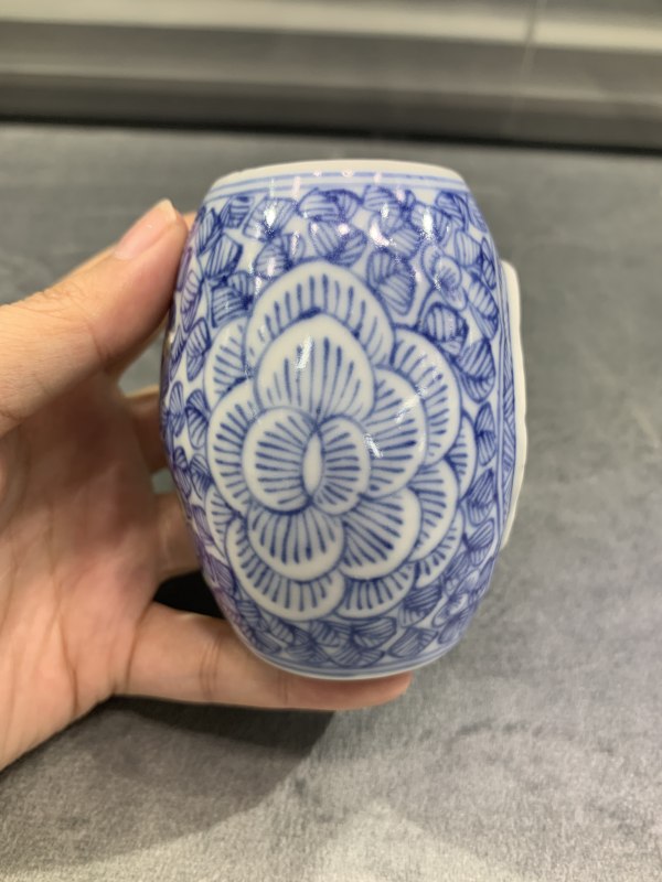 清中期青花缠枝莲纹鸟食罐 - 图5