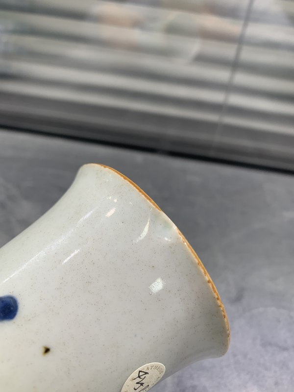 清顺治青花花鸟纹花觚 - 图12