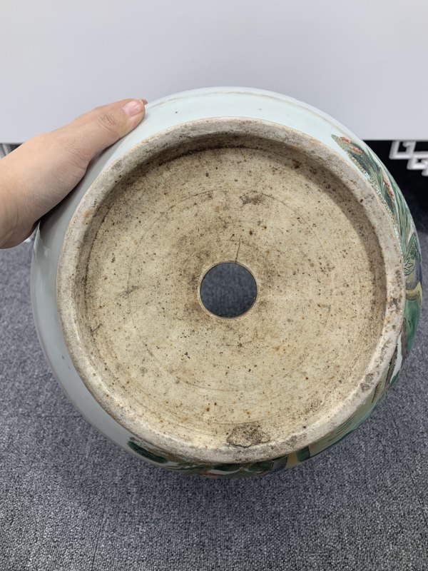 清晚期五彩雉鸡牡丹纹大花盆 - 图8