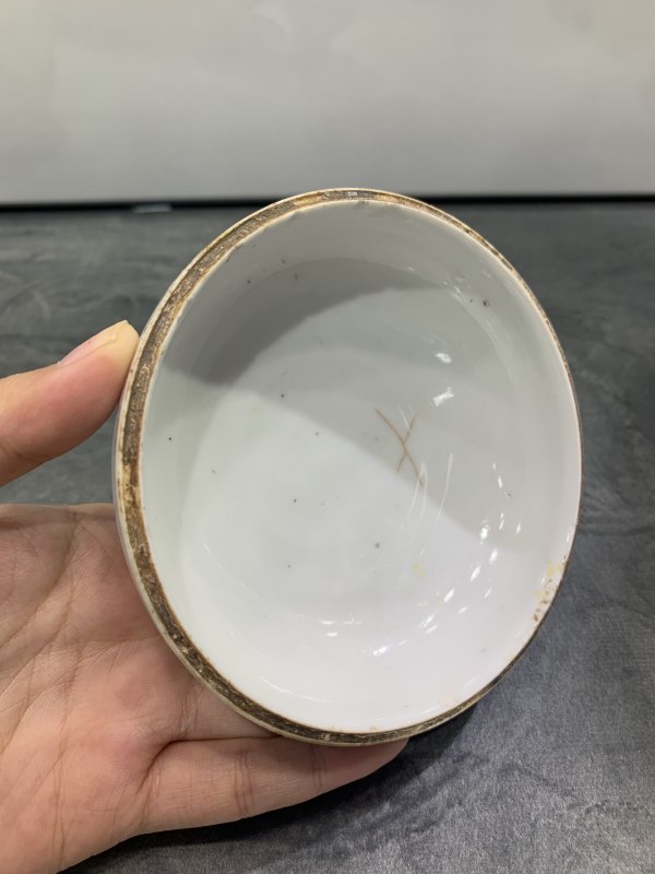 民国粉彩花鸟纹小盖缸 - 图15